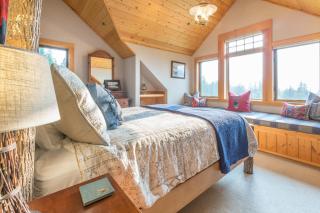 Huckleberry Hideaway - Big Sky - 5