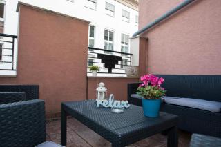 Apartment with Big Terrace - Budapest - 9