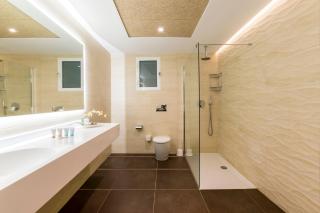 DoubleTree by Hilton Malta - 2
