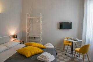 Medusa Chiaia 164 - 7