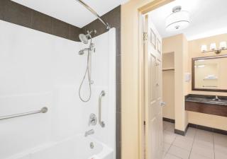 Best Western Plus West Edmonton - Edmonton - 9