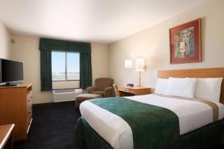 Travelodge by Wyndham Pecos - Pecos - 6