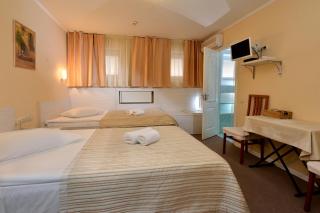 light hotel & hub - Kiev - 3