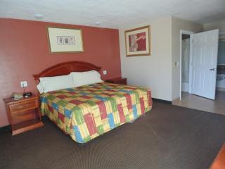 Western Inn & Suites - 7