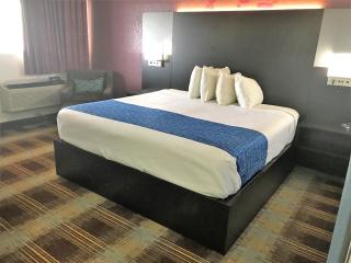 Travelodge by Wyndham New Braunfels - New Braunfels - 2