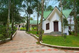 Misty Lake Resorts Munnar By Sylora Hotels - 1
