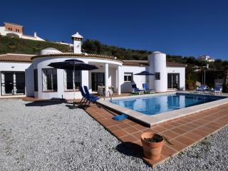 Villa in Arenas with Sea Views and Private Pool - Arenas - 7