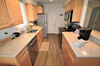 Remodeled 2 Bedroom East Vail Condo #102 w/ Hot Tub. Steps to Shuttle. - 8