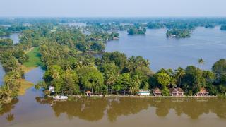 Warmth Lake Haven - Alleppey - 5