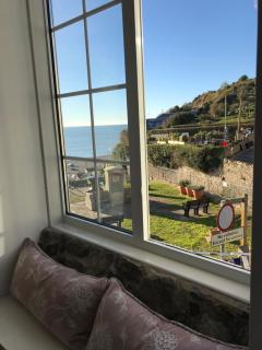 Bay View Guest House - Beer - 7