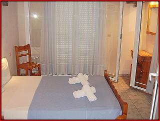 Blue Lake Holiday Homes - Keri Summer Escape - Kerion - 5