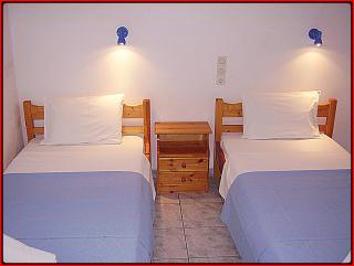 Blue Lake Holiday Homes - Keri Summer Escape - Kerion - 1