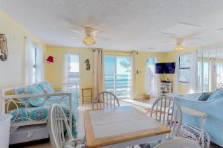 Halsell's Hideaway - 3