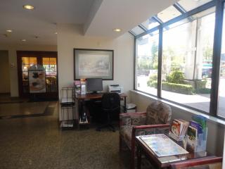 SureStay Hotel by Best Western North Vancouver Capilano - North Vancouver - 7