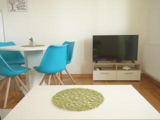 Your Place in Zagreb - Zagreb - 7