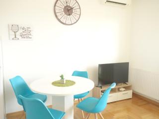 Your Place in Zagreb - Zagreb - 6