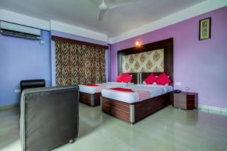 Hotel City Palace - 1