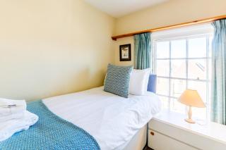 5 Coastguard Cottages - 8