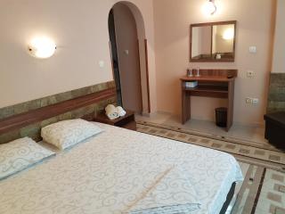 Family Hotel Zhelkovi - Olympia - 9