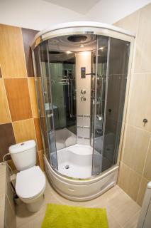 Studio Apartment Petrzalka Air-Conditioned 24h check-in - Bratislava - 9