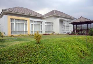 Villa Selekta Jardin - Batu - 9