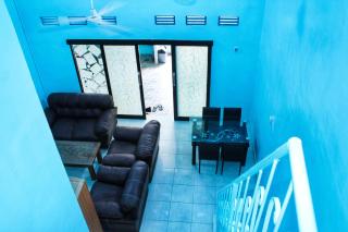 KJ Gold House Senggigi - Senggigi - 5