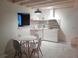 Picos de Europa Chic & Cool Apartments - Puertas - 4