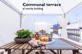 Hostly Rivero 2B Center-Fibre-communal terrace-Parking Optional-CLess - Sevilla - 0