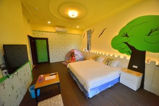 Flower Forest Homestay - 3