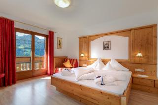 Hotel Kronhof - Moso - 3