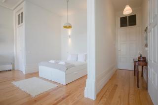 Downtown Spacious Studio - Porto - 9