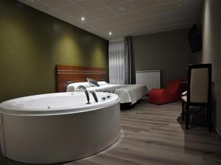 Motel Los Abedules - Oviedo - 1
