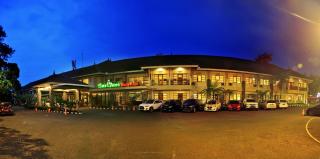 Sari Ater Hotel & Resort - Ciater - 9