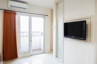 Comfy 1BR Twin Tower Apartment By Travelio - Surabaya - 4