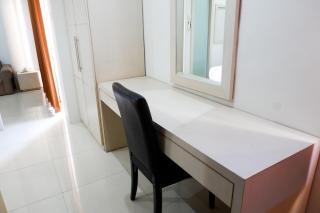 Comfy 1BR Twin Tower Apartment By Travelio - Surabaya - 6