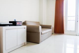 Comfy 1BR Twin Tower Apartment By Travelio - Surabaya - 5