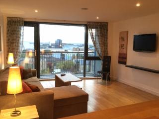 SEC Hydro Argyle Apartment West End - 2 Bedrooms - 1