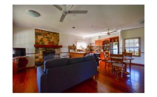 Lakefront holiday villa - Yungaburra - 0