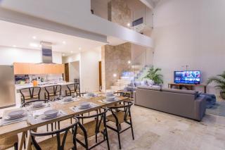 Stunning 4BR Villa with Private Pool La Veleta Retreat - 1