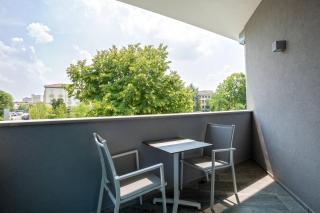 Hotel Harrys' Garden - 9