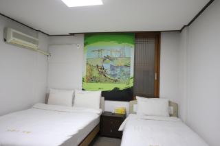 Twins Hotel - Jeju-stad - 2
