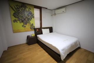 Twins Hotel - Jeju-stad - 9