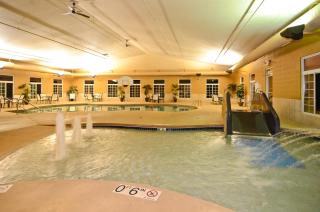 Crandon Inn & Suites - Crandon - 2