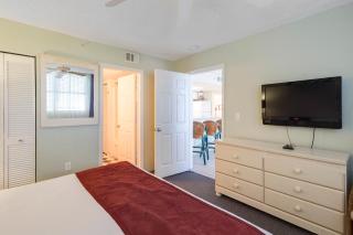 Sunrise Suites Tierra Bomba Suite #403 - 3
