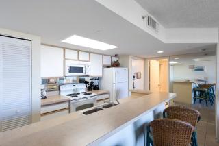 Sunrise Suites Tierra Bomba Suite #403 - 1