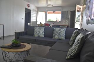 Haut de villa dans son écrin de verdure - 7