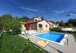 Villa Kmacici 598 - Sveti Lovreč Pazenatički - 0