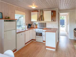 Three-Bedroom Holiday Home In Asperup - Asperup - 3