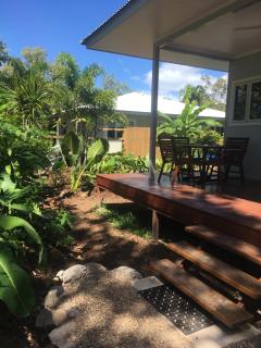 Island Cottages - Nelly Bay - 2