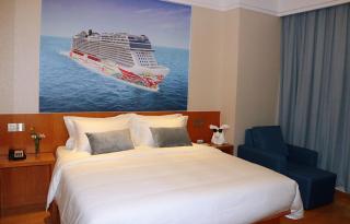 Linjiang International Cruise Hotel Baoyang Road - 1